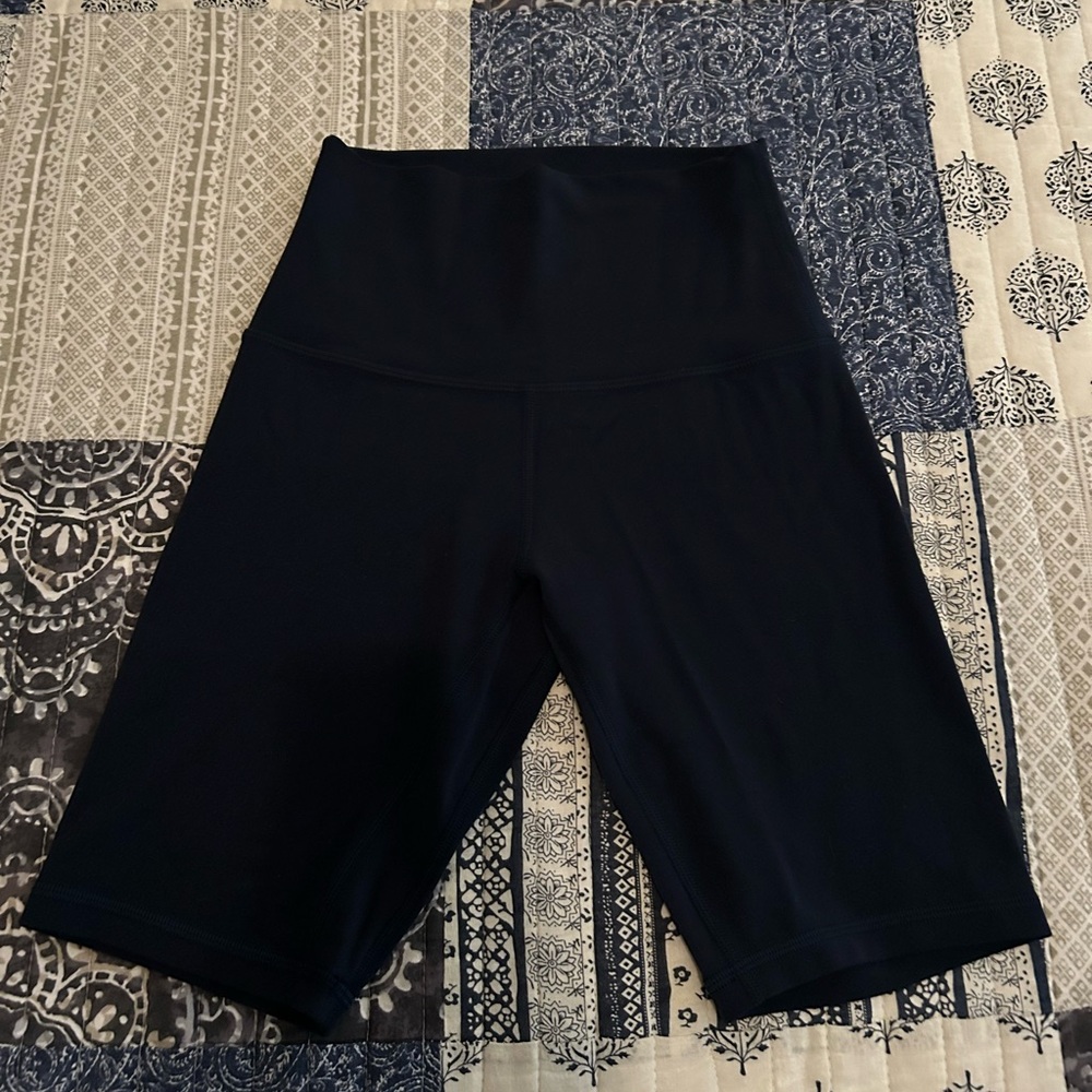 Lulu Align 6 inch Short